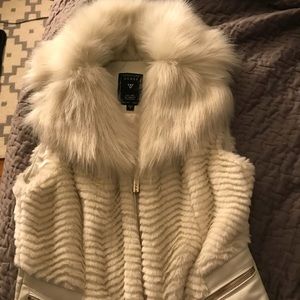 Guess faux fur vest